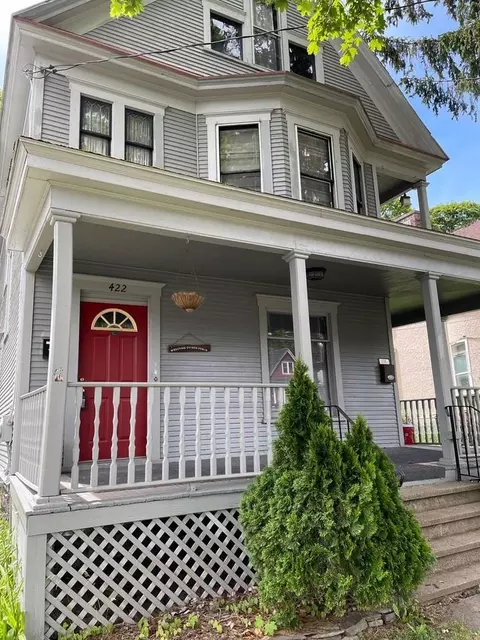420 Douglas St, Syracuse, NY 13203