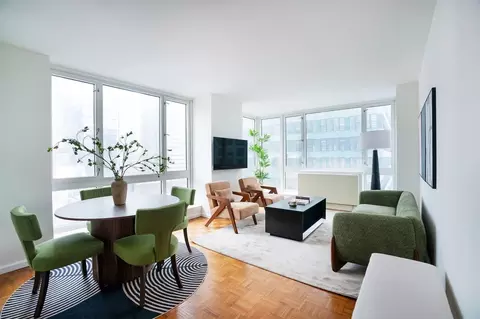 200 E 11th St, New York, NY 10003