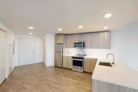 100 N Kingshighway Blvd, Saint Louis, MO 63108