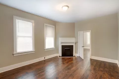 612 W Victory Dr, Savannah, GA 31405