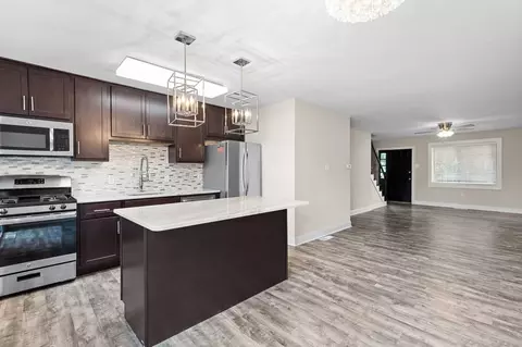 550 S Clay Ave, Kirkwood, MO 63122