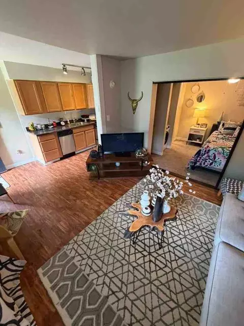 1810 Lafayette Pl, Columbus, OH 43212 photo 2