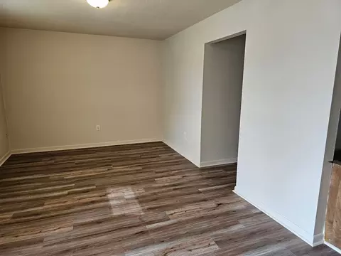 8825 Thomas St, Sherwood, AR 72120
