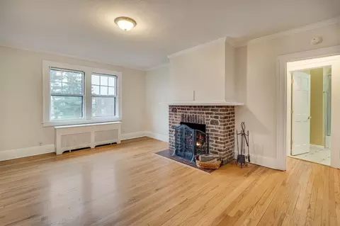 812 Farmington Ave, West Hartford, CT 06119