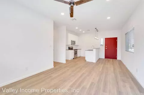 2185 E Howe Ave, Tempe, AZ 85281 photo 2