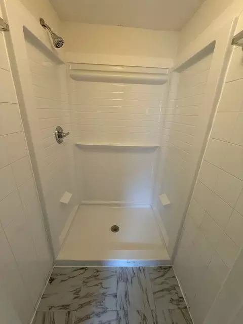 3318 W Walnut St, Tampa, FL 33607 photo 8
