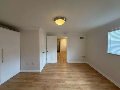 3318 W Walnut St, Tampa, FL 33607 photo 10