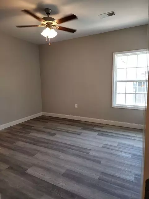 2228 Hickory St, Bowling Green, KY 42101