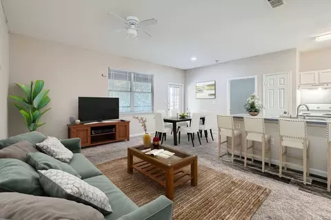 2800 Collins Creek Dr, Austin, TX 78741 photo 10