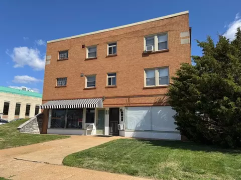 4616 Sulphur Ave, Saint Louis, MO 63109
