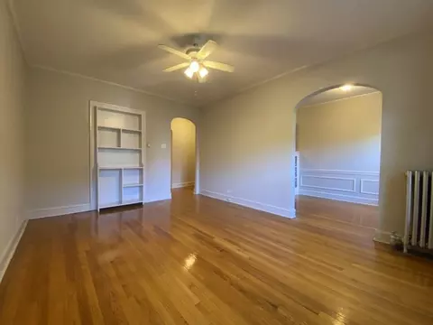1261 W Argyle St, Chicago, IL 60640 photo 25