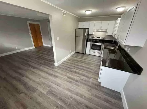 902 S Maxwell Ter, Bloomington, IN 47401