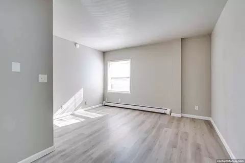 518 Isabella St, Neenah, WI 54956