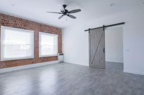 207 N Oxford Ave, Los Angeles, CA 90004