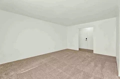 7080 Niagara St, Romulus, MI 48174 photo 12