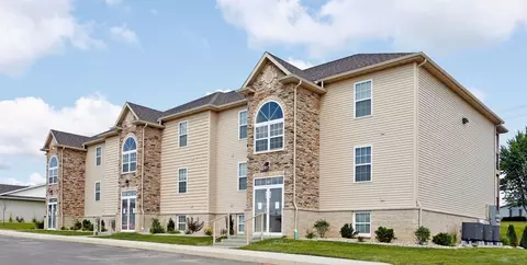 120 N Chestnut Wood Ln, Columbia City, IN 46725