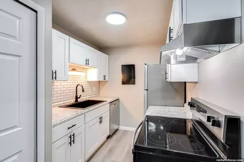 2133 Bollman Dr #2129-2133, Sheboygan, WI 53081