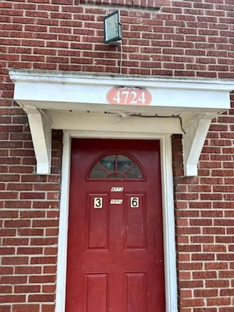 4724 Southern Pkwy, Louisville, KY 40214