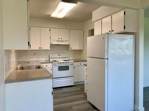 2275 NE Division St, Gresham, OR 97030