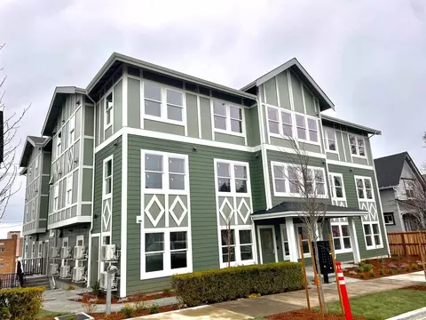 1205 N Garden St, Bellingham, WA 98225