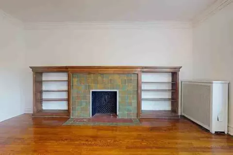5201 S Greenwood Ave, Chicago, IL 60615
