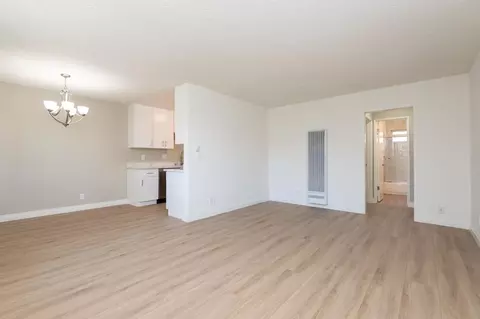 3810 Wade St, Los Angeles, CA 90066