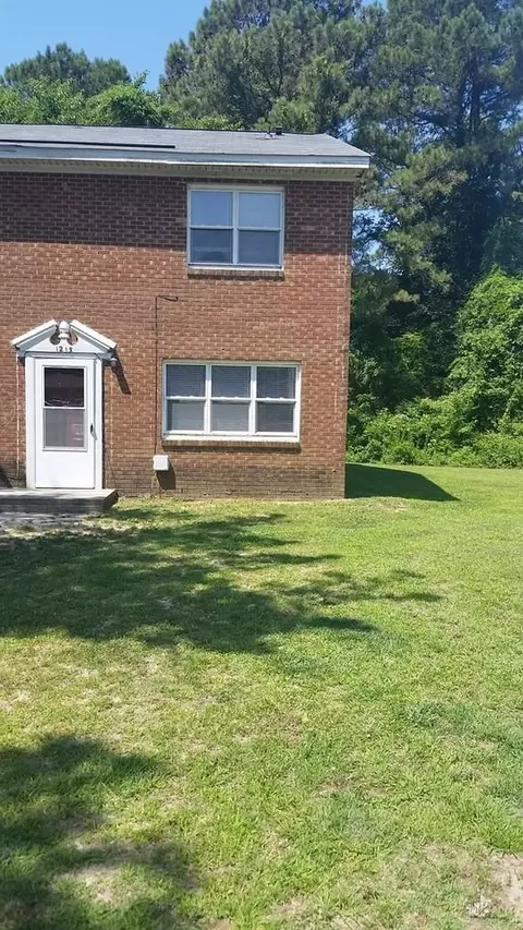 940 Runyon Rd, Washington, NC 27889