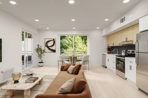 1655 Allesandro St, Los Angeles, CA 90026 photo 10