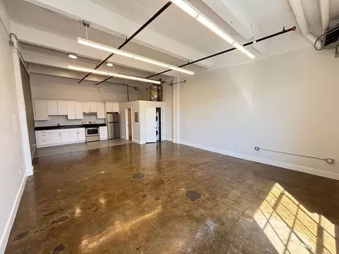 5701 International Blvd, Oakland, CA 94621