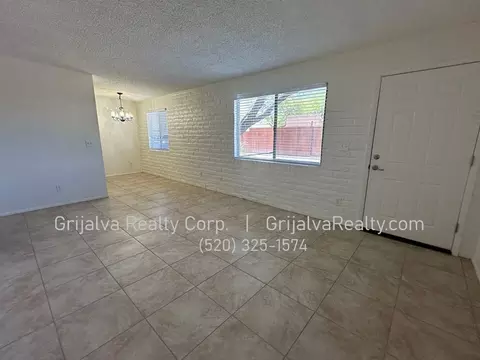 2838 N Sparkman Blvd, Tucson, AZ 85716