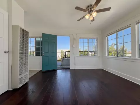 701 Linden Ave, Long Beach, CA 90813