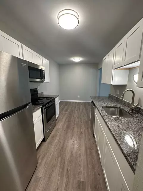 384 Vester St, Ferndale, MI 48220