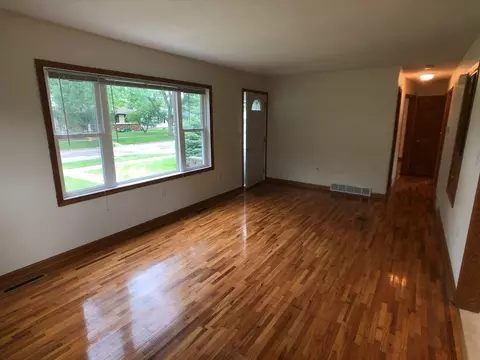 1001 S 19th St, Grand Forks, ND 58201 photo 2
