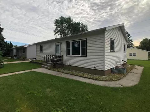 1001 S 19th St, Grand Forks, ND 58201 photo 19