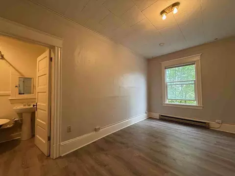 725 E Pike St, Seattle, WA 98122 photo 6