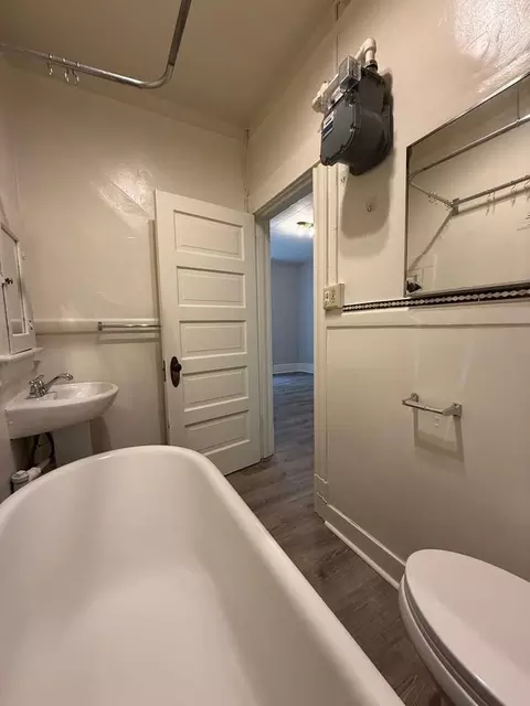 725 E Pike St, Seattle, WA 98122 photo 10