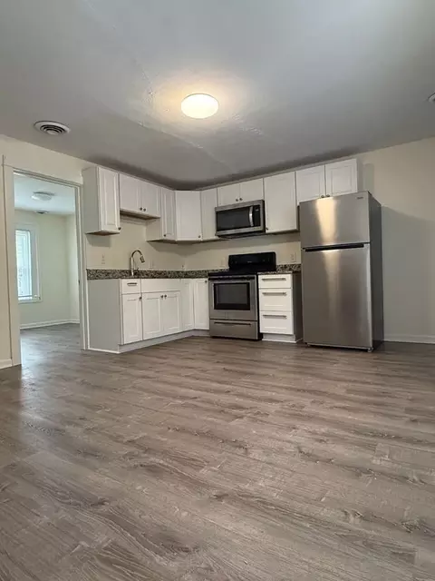 15 Dairy Rd, Lancaster, MA 01523