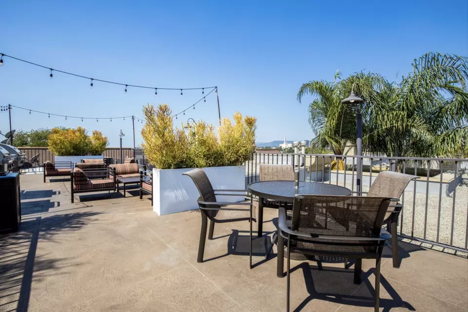  12130 Millennium Dr, Los Angeles, CA 90094 photo 25