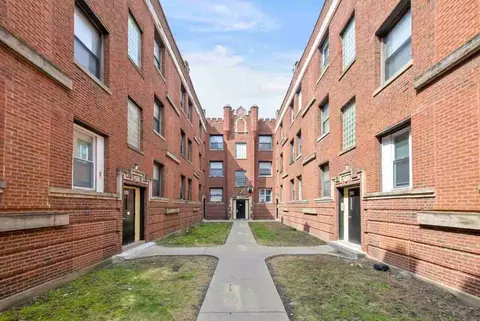4240 S Michigan Ave, Chicago, IL 60653
