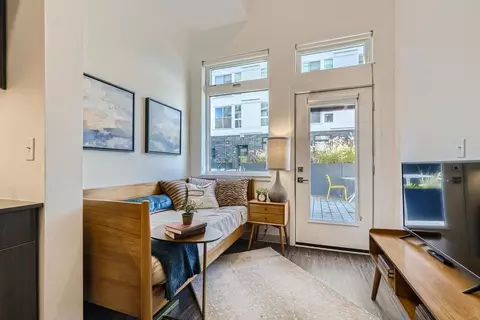 5231 Rainier Ave S, Seattle, WA 98118