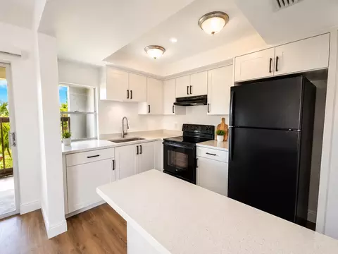 3431 Helena Dr, Lake Worth, FL 33461