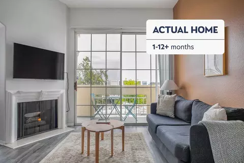 114 N Doheny Dr, Los Angeles, CA 90048