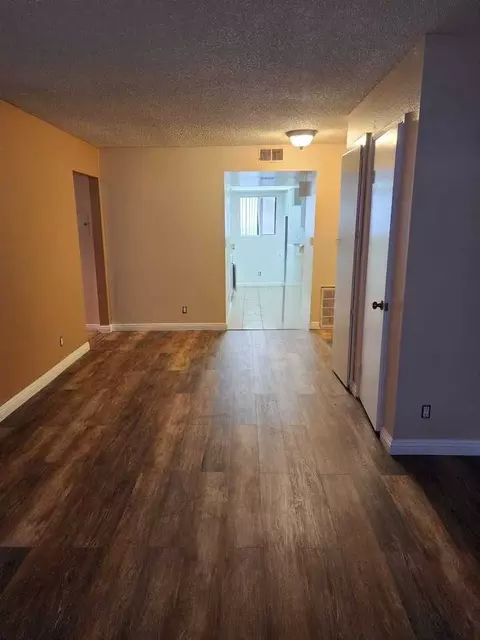 10523 Floralita Ave, Sunland, CA 91040