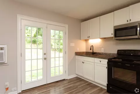 306 N Jackson St, Salisbury, NC 28144