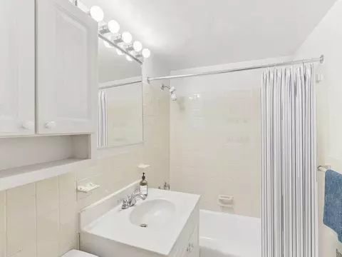 2020 F St NW, Washington, DC 20006 photo 7