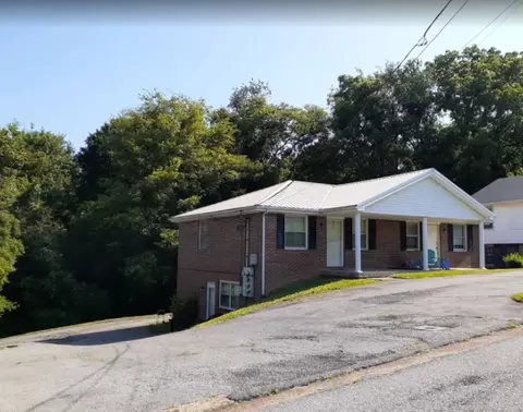 85 Lawn St, Clarksville, TN 37040
