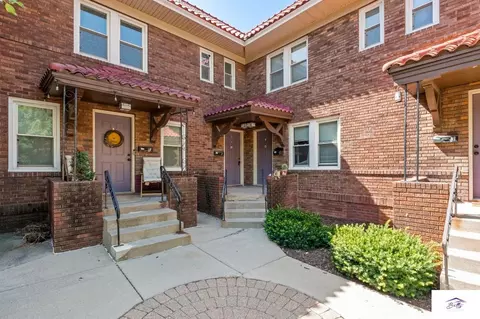 1036 S 31st St, Omaha, NE 68105