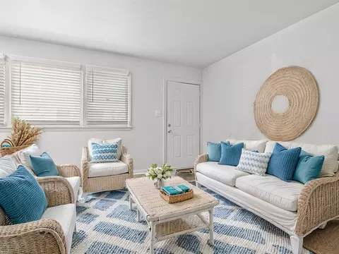 3914 Pleasant Ave, Norfolk, VA 23518