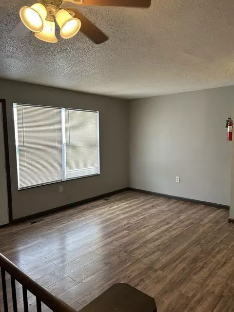 3000 N Joplin St, Pittsburg, KS 66762