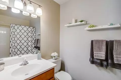 67 Harry S Truman Dr, Largo, MD 20774 photo 13